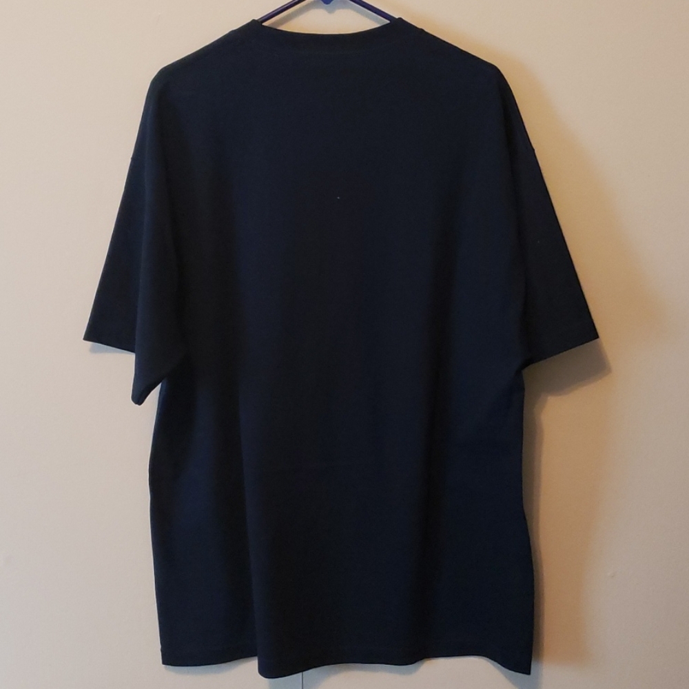 Shirt - Picture 2 of 3